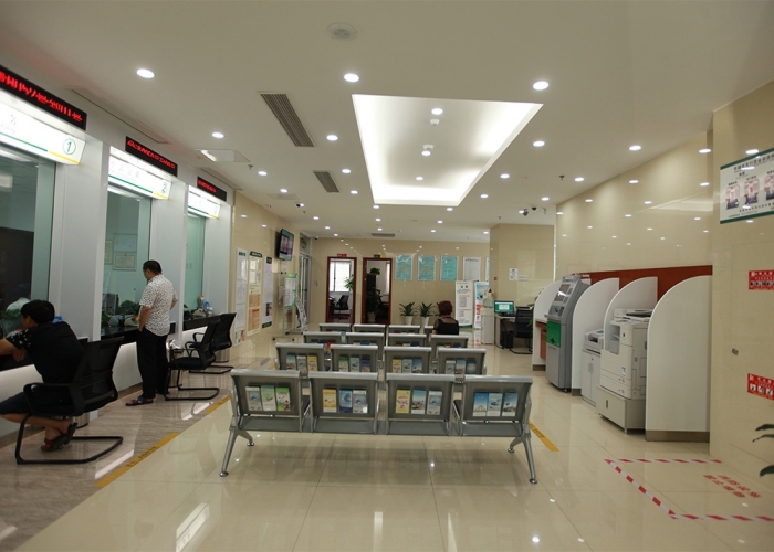 平湖郵政銀行裝飾