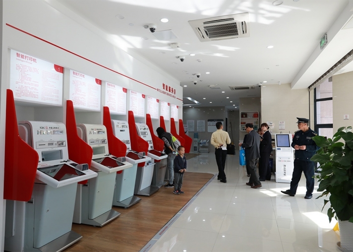 紡工路工行裝飾